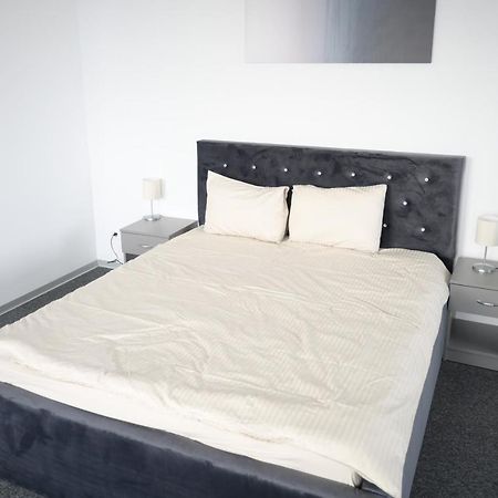 Luana Airport Apartments #5 Otopeni Εξωτερικό φωτογραφία