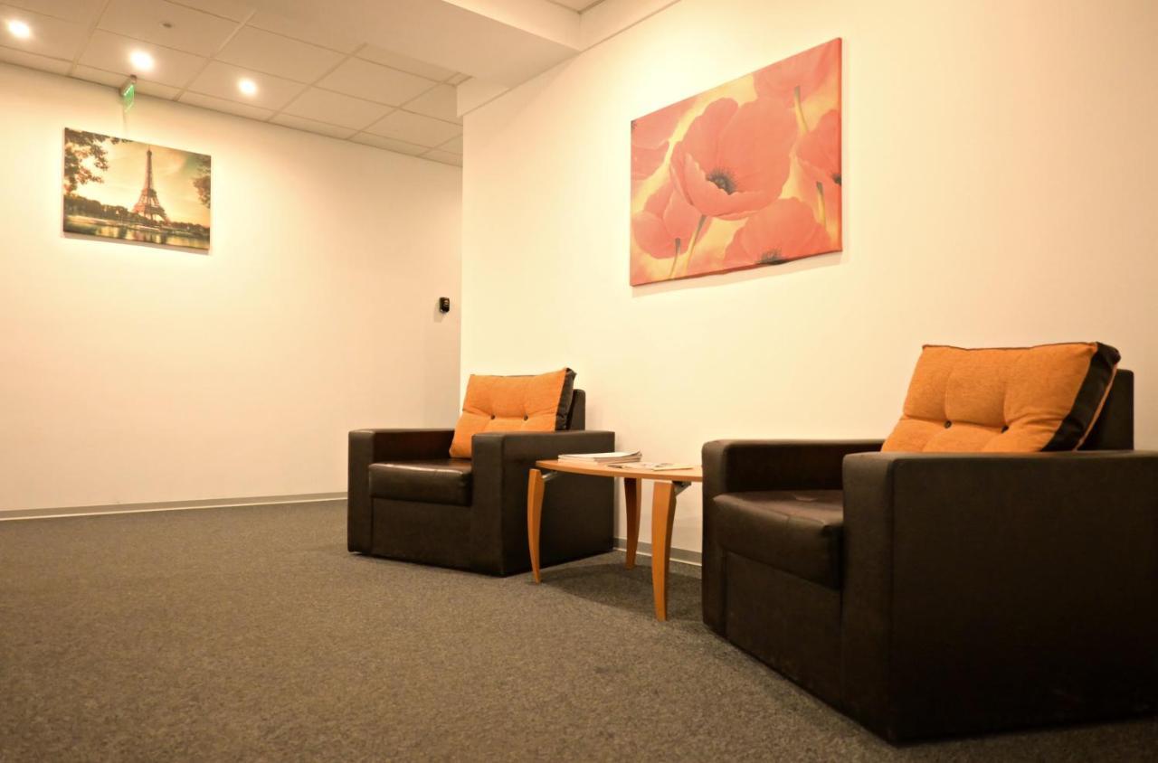 Luana Airport Apartments #5 Otopeni Εξωτερικό φωτογραφία
